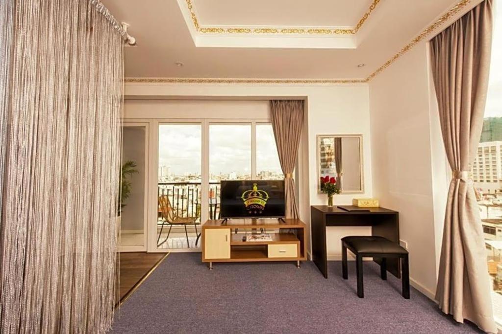 Khách sạn Golden Crown Saigon TP. Hồ Chí Minh