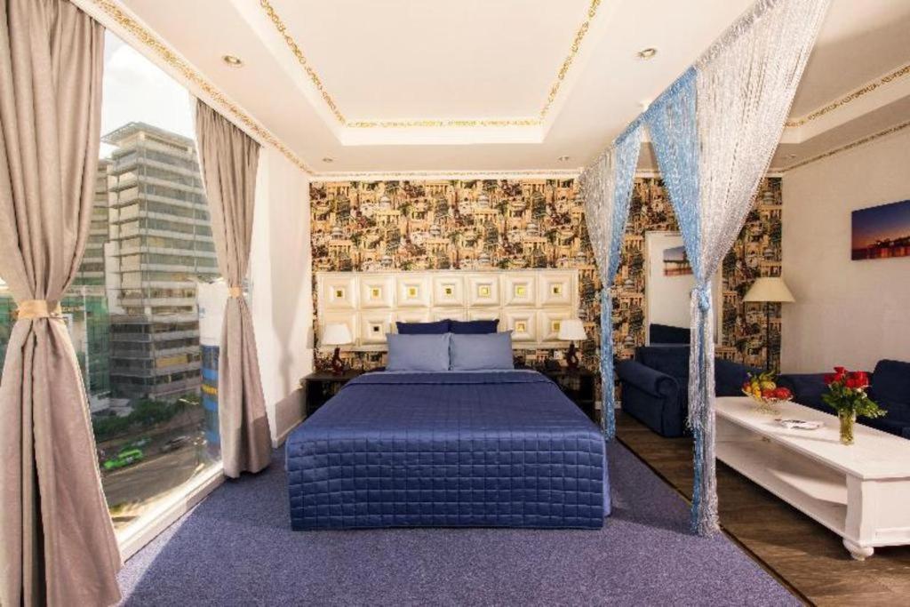 Golden Crown Saigon Khách sạn TP. Hồ Chí Minh
