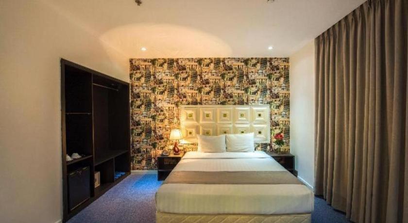 Khách sạn Golden Crown Saigon